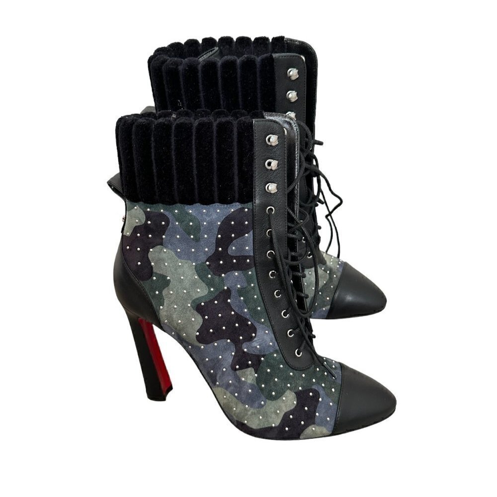 NWOB Christian Louboutin Women's Dakita Studded Bootie Size 38.5